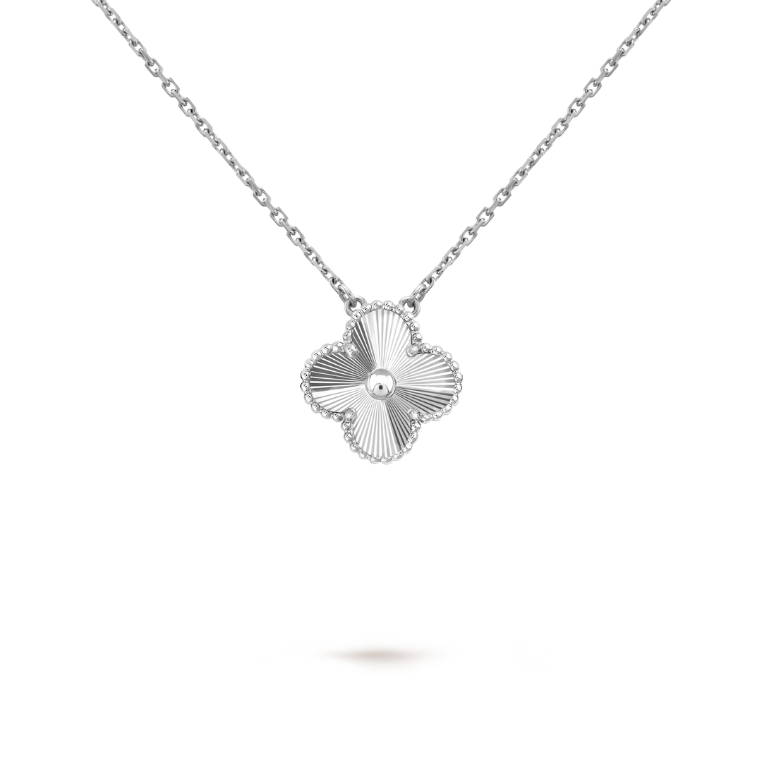 LIONA CLOVER NECKLACE - SILVER